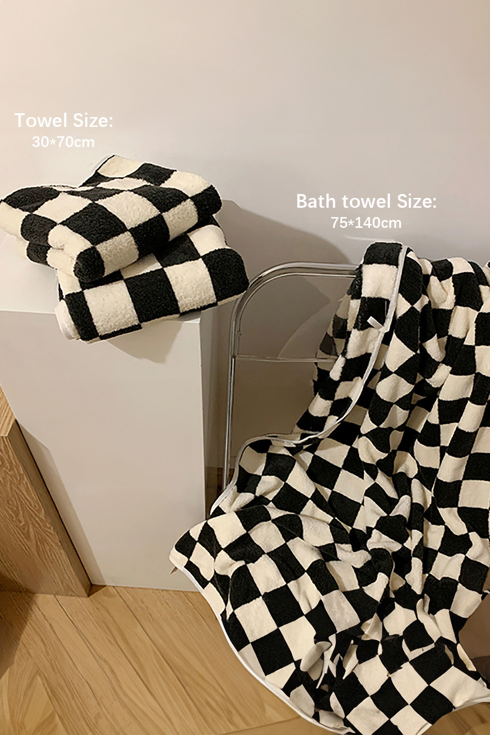 Black Fuzzy Checkerboard Bath Towel Set