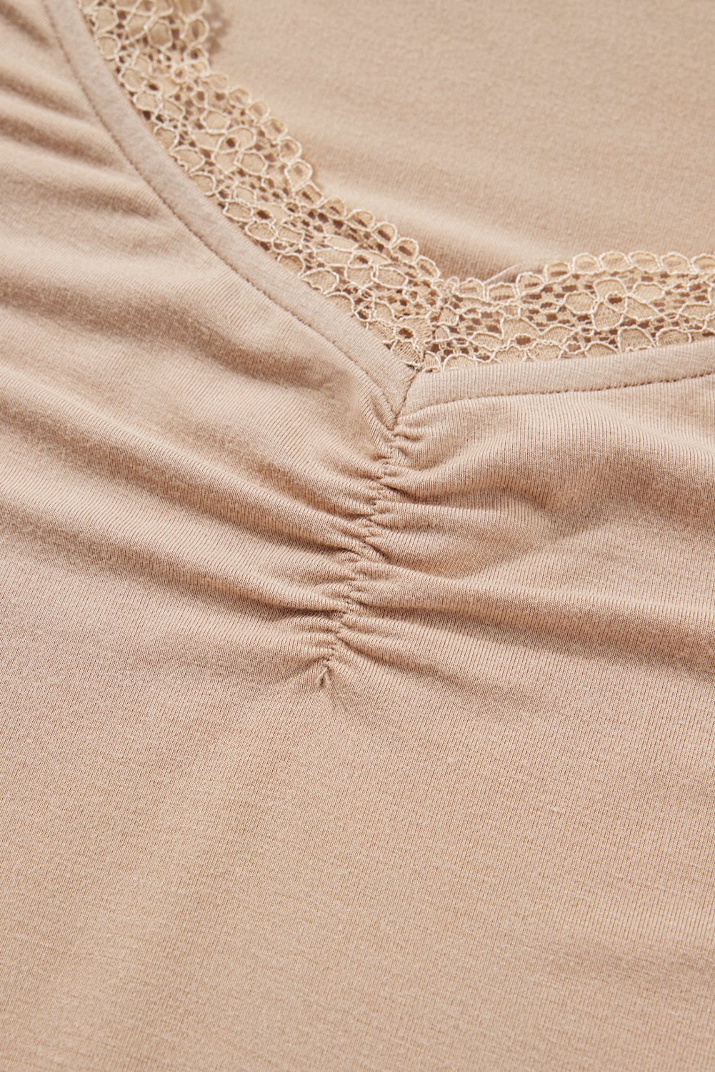 Red Dahlia Lace-trimmed Sweetheart Neckline Ruched Detail Long Sleeve T-shirt