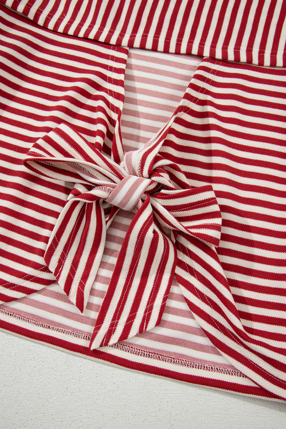 Red Stripe Bowknot Cutout Back Drop Shoulder Wide Bracelet Sleeve Loose Tee