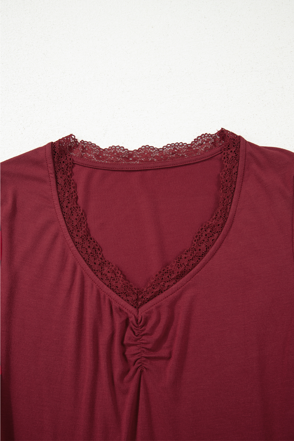 Red Dahlia Lace-trimmed Sweetheart Neckline Ruched Detail Long Sleeve T-shirt
