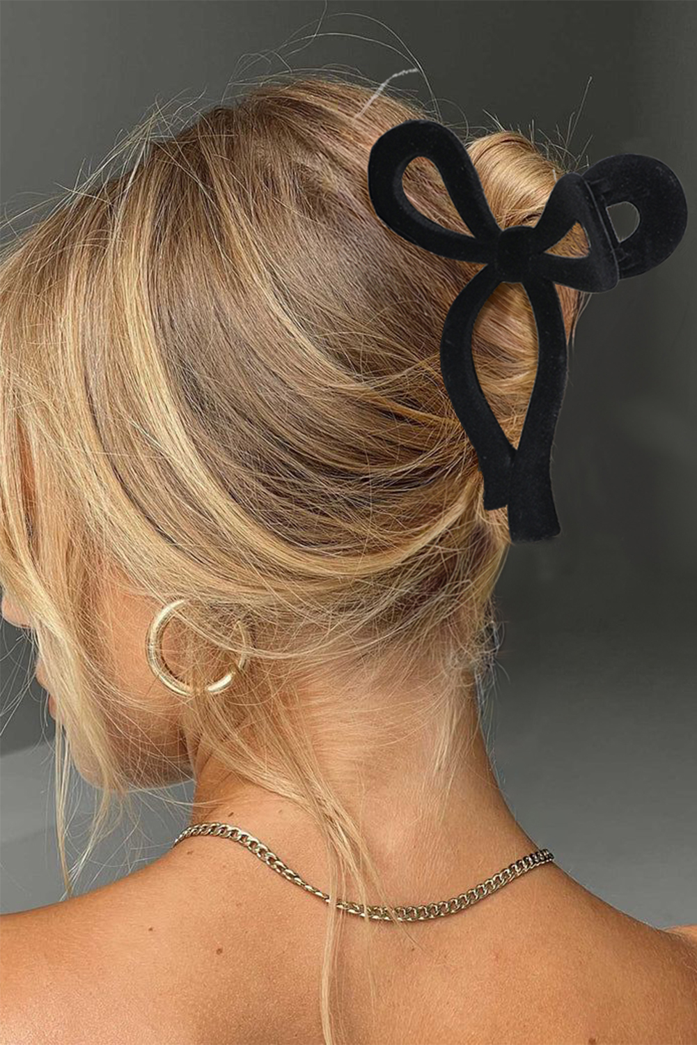 Black Velvet-Flocked Bow Shape Claw Clip