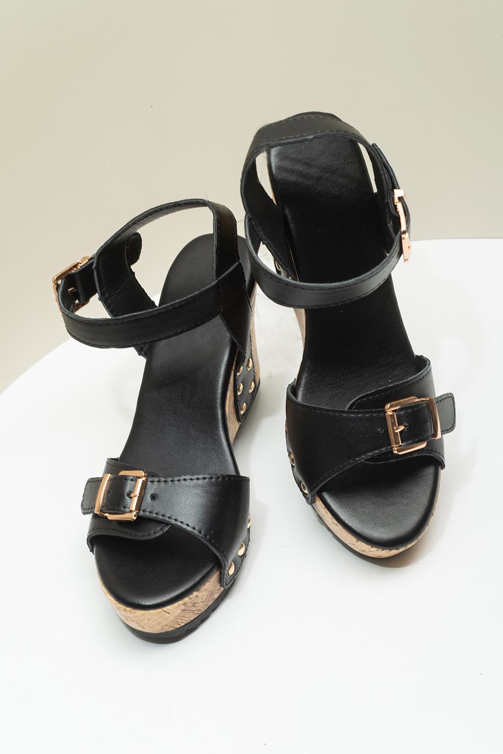 Black Rivet Buckle Closure Wedge Sandals