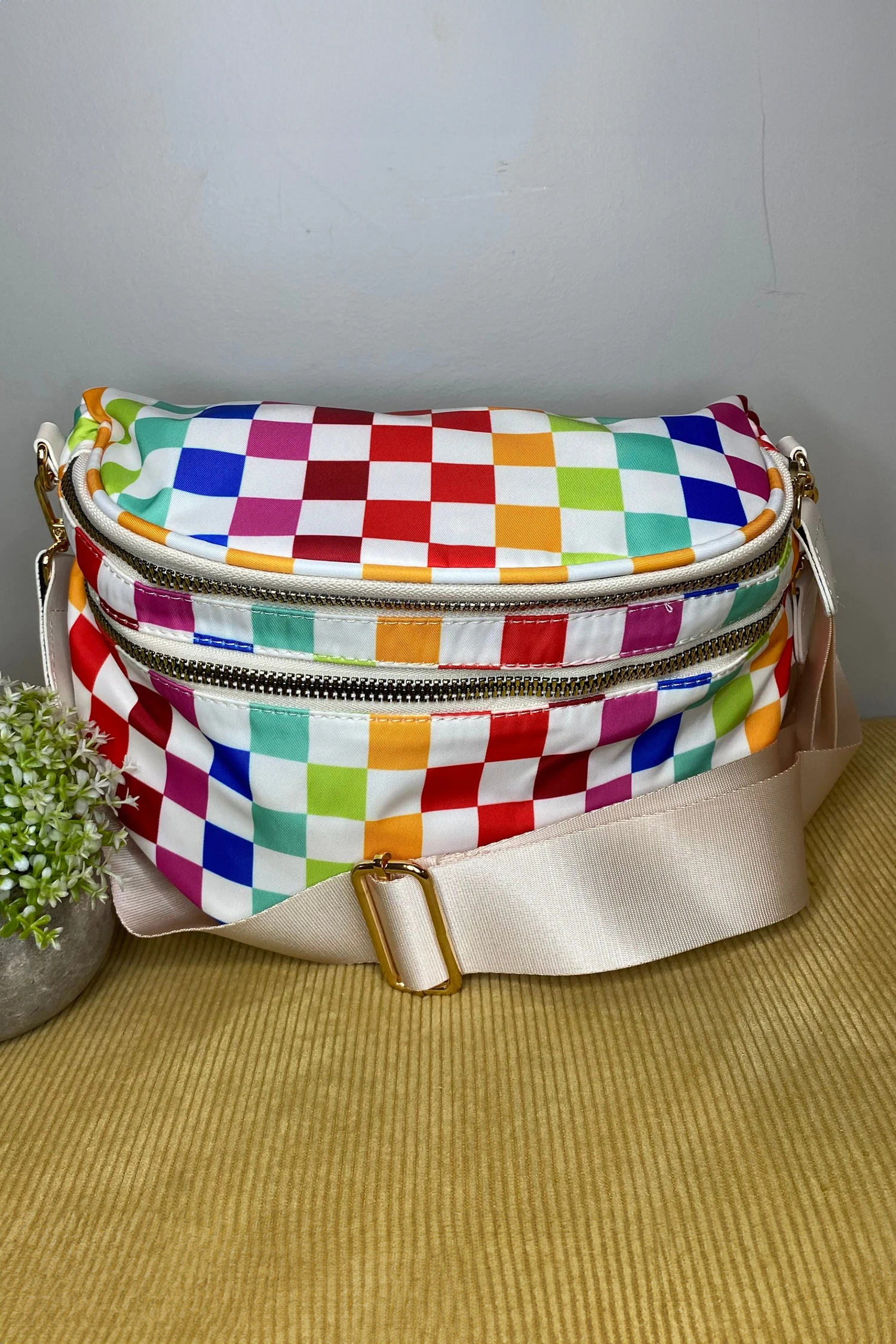 White Pretty Checkerboard Canvas Double Zip Crossbody Bag