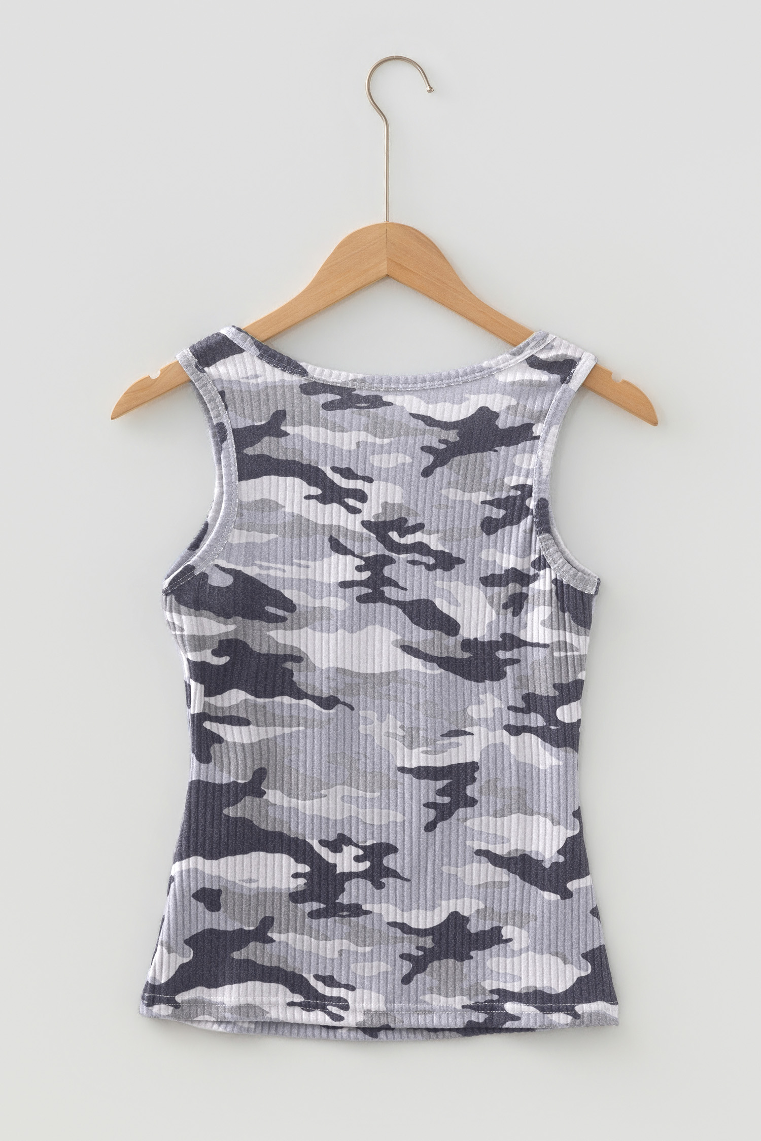 Gray Camouflage Print Ribbed Knit Round Neck Tank Top