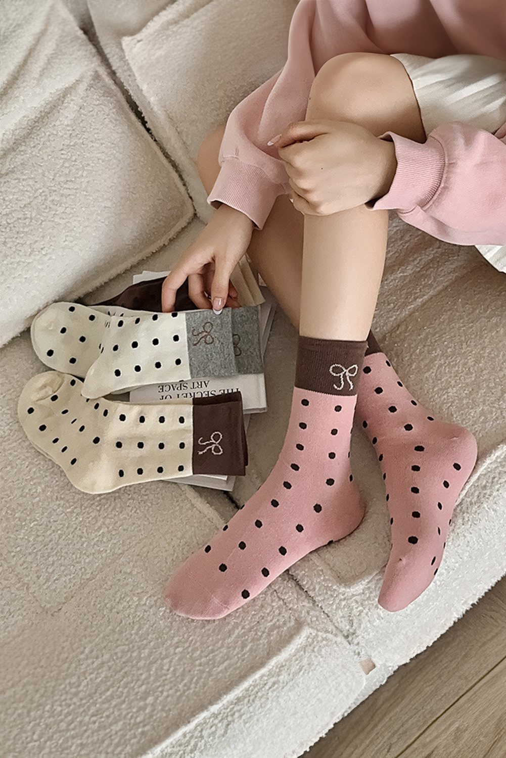 Blossom 1 Pairs Polka Dot Print Contrast Bow Block Socks