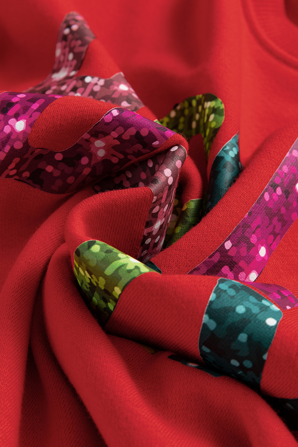 Red Heat Transfer HOLLY JOLLY Printing Christmas Pullover Sweatshirt