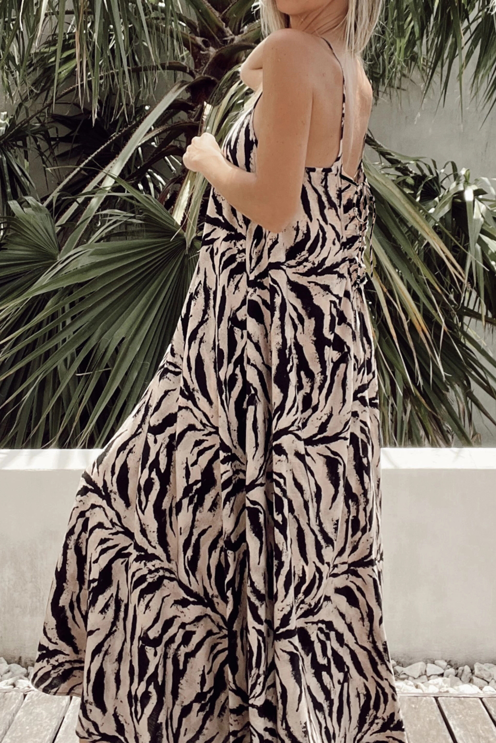 Black Abstract Print Open Back Boho Loose Maxi Sundress